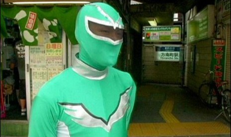 Power Rangers di Stasiun Kereta Tokyo