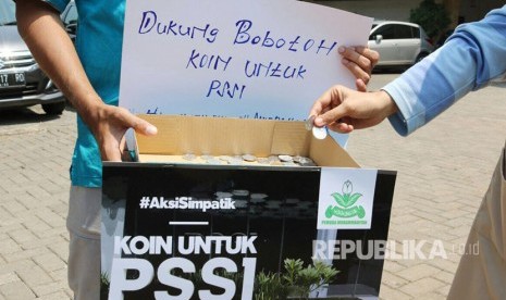 PP Muhammadiyah kumpulkan donasi untuk dukung Bobotoh Persib yang terkena sanksi PSSI akibat aksinya membuat Kreo SaveRohingya saat pertandingan melawan Semen Padang.