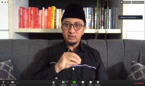 Ustadz Yusuf Mansur mengingatkan warga untuk lebih sabar selama Ramadhan.