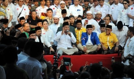 Prabowo dan pemimpin parpol yang tergabung dalam Koalisi Merah Putih berencana membentuk Pansus Pilpres 2014.