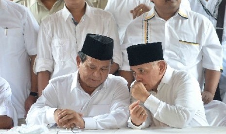 Prabowo Subianto bersama Hatta Rajasa