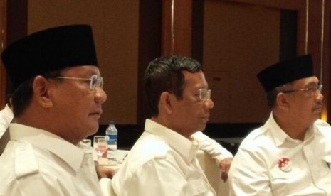 Prabowo Subianto dan Mahfud MD