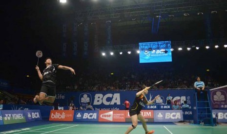 Praveen Jordan (kiri) ketika berpasangan dengan Debby Susanto (kanan) 