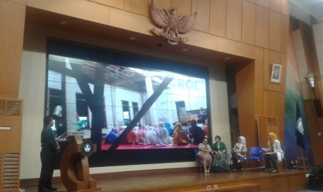 Presentasi SDT Bina Ilmu di kemendikbu.