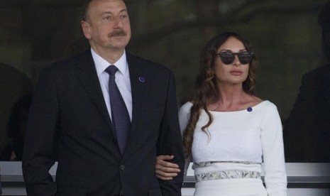 Presiden Azerbaijan Ihlam Aliyev mengangkat istrinya Mehriban Aliyeva untuk menjalankan tugas sebagai wakil presiden pertama.