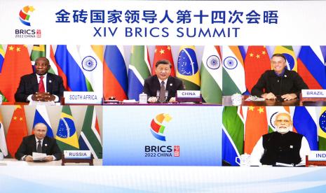 Tayangan para pemimpin negara anggota BRICS.