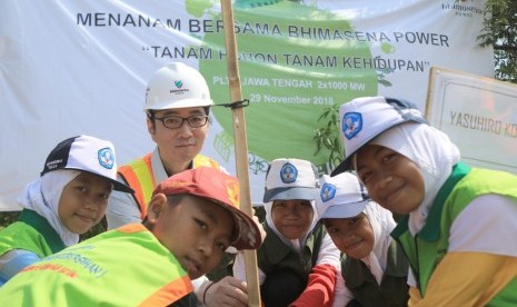 Kegiatan penanaman pohon di Sekolah Adiwiyata  (ilustrasi) 