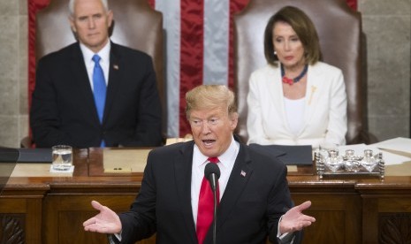 Presiden Donald Trump menyampaikan pidato kenegaraan State of the Union pertama di hadapan Kongres, sejak Partai Demokrat merebut suara mayoritas di DPR.