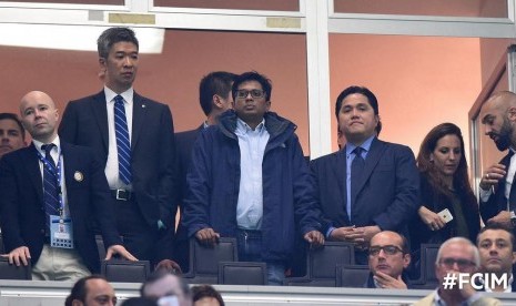 Presiden Erick Thohir menyaksikan laga Inter kontra Napoli.