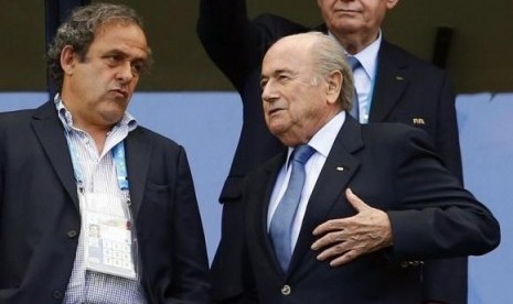 Presiden FIFA Sepp Blatter dan Presiden UEFA Michel Platini.