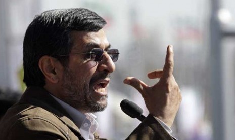 Presiden Iran Mahmoud Ahmadinejad.