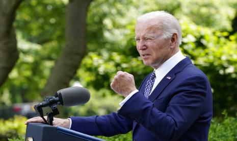 Presiden Joe Biden berbicara di Taman Mawar Gedung Putih di Washington, Selasa, 17 Mei 2022