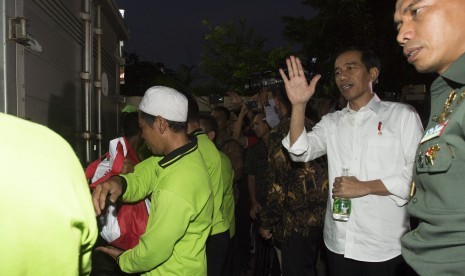 Presiden Joko Widodo (kedua kanan) 