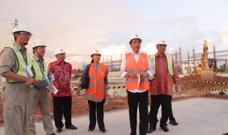 Presiden Joko Widodo melakukan groundbreaking MPP di Kalimantan Barat.