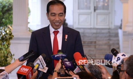 Presiden Joko Widodo memberikan keterangan terkait kerusuhan di Manokwari dan Sorong di Kompleks Istana Kepresidenan Jakarta, Senin (19/8/2019). 