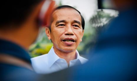 Presiden Joko Widodo memberikan tanggapan terkait isu di tengah masyarakat yang sedang hangat membahas tiga periode Rabu (30/3/2022). 