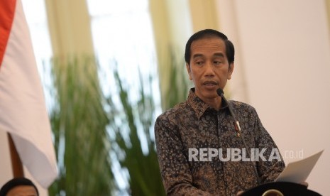 Presiden Joko Widodo memimpin Sidang Kabinet Paripurna di Istana Bogor, Rabu (4/1).