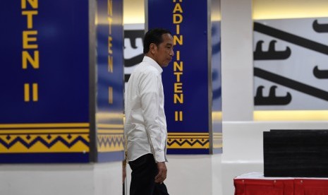 Presiden Joko Widodo meresmikan terminal baru Bandara Internasional Radin Inten II dan Bandara Lubuk Linggau di Bandara Radin Inten, Lampung, Selatan, Lampung, Jumat (8/3/2019) (ilustrasi). Pengelola Bandara Radin Inten II Lampung mengatakan bahwa harga tiket pesawat rute Lampung-Jakarta mulai turun karena kebijakan pemerintah.