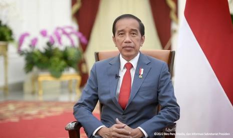 Presiden Joko Widodo. Presiden Joko Widodo melakukan kunjungan kerja ke Kota Cirebon, Jawa Barat, Rabu (13/4/2022).