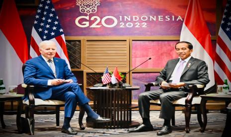 Presiden Jokowi bertemu Presiden AS Joe Biden di lokasi KTT G20 di Nusa Dua, Kabupaten Badung, Bali, Senin (14/11/2022).