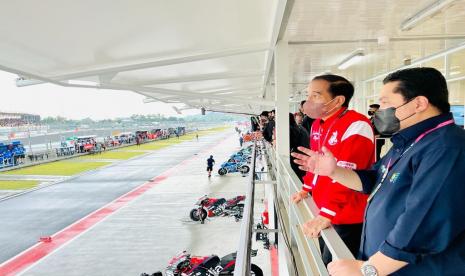 Presiden Jokowi dan Menteri BUMN Erick Thohir