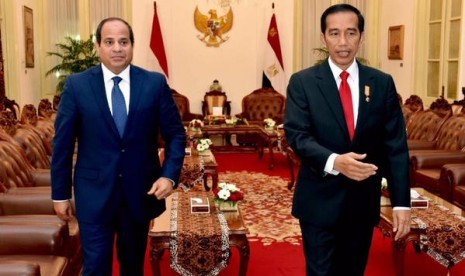 Presiden Jokowi ketika menjamu Presiden Mesir Abdel Fattah el-Sisi di Istana Negara pada Jumat (4/9).