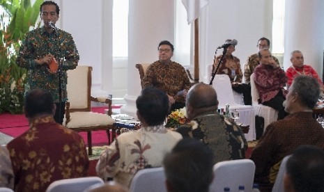 Presiden Jokowi memberikan pengarahan di Istana Bogor, Kamis (29/1).