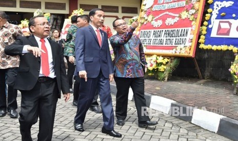 Presiden Joko Widodo (Jokowi) menghadiri Dies Natalis UGM, Selasa (19/12). 