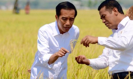 Presiden Jokowi sudah mengeluarkan paket ekonomi jilid II.