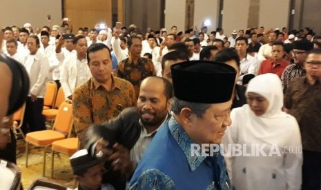 Presiden keenam Indonesia, Susilo Bambang Yudhoyono (SBY) baru saja menyelesaikan kunjungannya bersama alim ulama Jawa Timur di Hotel Harris Malang, Selasa (19/6).