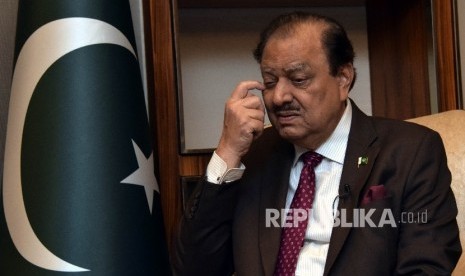 Presiden Pakistan, Mamnoon Hussain saat melakukan wawancara eksklusif dengan tim Republika di Jakarta, Senin (7/3).