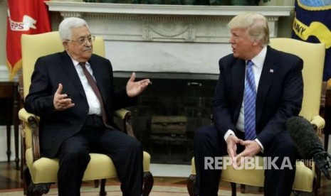 Presiden Palestina Mahmoud Abbas bertemu Presiden Donald Trump di washington.