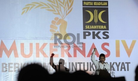 Presiden PKS Sohibul Iman memberikan pidato politik saat Mukernas IV PKS di Depok, Jakarta, Selasa (3/11).  