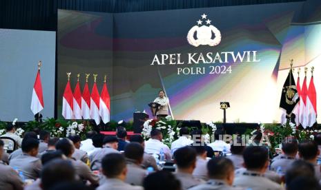 Presiden Prabowo Subianto di acara apel Kasatwil Polri 2024 di Akademi Kepolisian (Akpol), Kota Semarang, Jawa Tengah, Rabu (11/12/2024).