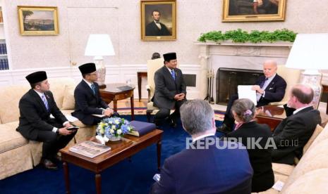 Presiden Prabowo Subianto melakukan pertemuan bilateral dengan Presiden AS Joe Biden di Gedung Putih, Selasa (12/11/2024).