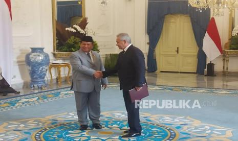 Presiden Prabowo Subianto menyambut kunjungan Sekretaris Dewan Keamanan Federasi Rusia Sergei Shoigu di Istana Merdeka, Jakarta Pusat, Selasa (25/2/2025).