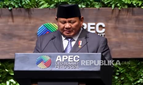  Presiden Prabowo Subianto menyampaikan pidato dalam forum APEC CEO Summit, di Peru, Kamis (14/11/2024). 