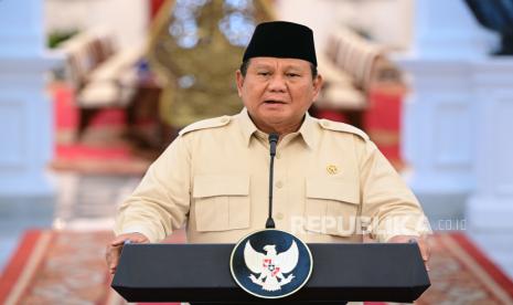 Presiden Prabowo Subianto saat jumpa pers di Istana Merdeka, Jakarta Pusat, Senin (17/2/2025).