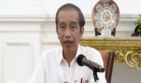 Presiden RI, Joko Widodo mengatakan pandemi memberi peluang untuk Indonesia mempercepat digitalisasi ekonomi.