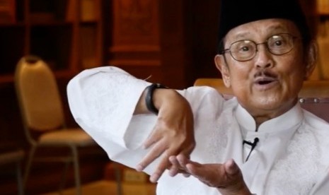 Presiden RI ketiga, BJ Habibie