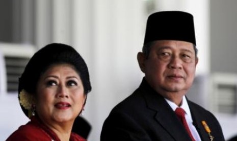 Presiden SBY bersama Istri, Ibu Ani Bambang Yudhoyono