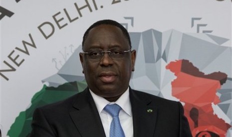 Presiden Senegal Macky Sall saat tiba di Bandara Internasional Indira Gandhi, New Delhi, India, Rabu, 28 Oktober 2015.