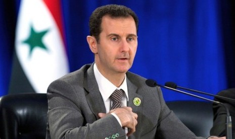 Presiden Suriah Bashar al-Assad. Anggota parlemen dari negara-negara Arab berada di Suriah pada Ahad (26/2/2023). Kunjungan ini untuk melakukan pembicaraan dengan Presiden Suriah Bashar Assad tentang membawa negaranya kembali ke aliansi negara-negara Arab.