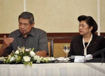 Presiden Susilo Bambang Yudhoyono dan Ibu Negara Ani Yudhoyono.