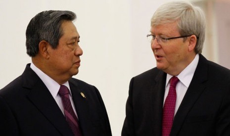 Presiden Susilo Bambang Yudhoyono menerima kunjungan Perdana Menteri Australia Kevin Rudd (kanan) di Istana Kepresidenan Bogor, Jawa Barat, Jumat (5/7).