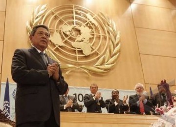 Presiden Susilo Bambang Yudhoyono saat akan menyampaikan pidatonya pada konferensi ke-100 Organisasi Buruh Internasional (ILO), di Palais des Nations, Jenewa, Selasa (14/6). 