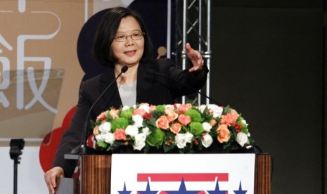 Presiden Taiwan Tsai Ing-wen di Taipei, Taiwan, 10 April 2019.