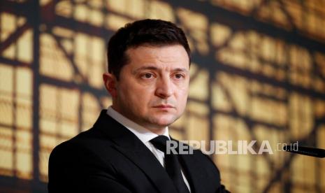 Presiden Ukraina Volodymyr Zelenskiy menuduh Rusia ingin menghancurkan seluruh wilayah timur Donbas. (ilustrasi)