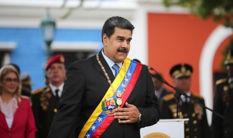 Presiden Venezuela, Nicolas Maduro saat peringatan Angostura Discour Bicentennial di Ciudad Bolivar, Venezuela (15/2).