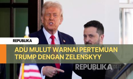 Presiden Volodymyr Zelenskyy dalam pertemuan dengan Presiden AS Donald Trump, tengah, di Ruang Oval Gedung Putih, Jumat, 28 Februari 2025, di Washington.